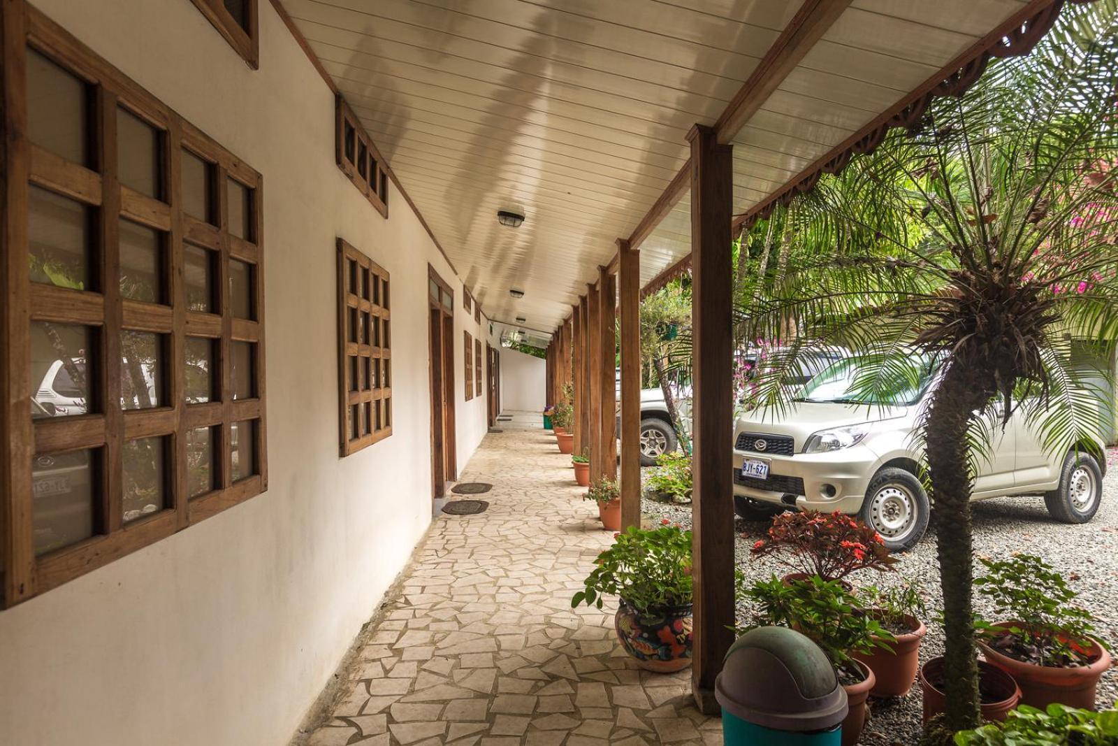 Yucca Beachfront Hotel Puerto Viejo de Talamanca المظهر الخارجي الصورة